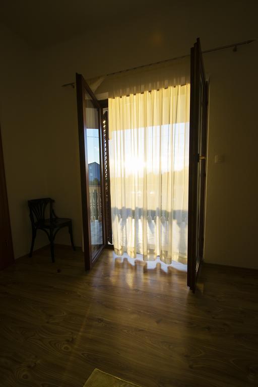 Apartments Zile 스타리그라드 파클레니차 객실 사진
